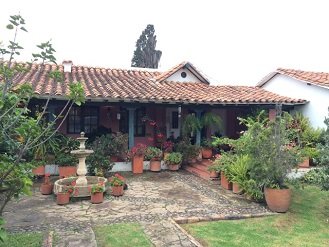 Buganvilla – Villa de Leyva hoteles y alquiler de casas